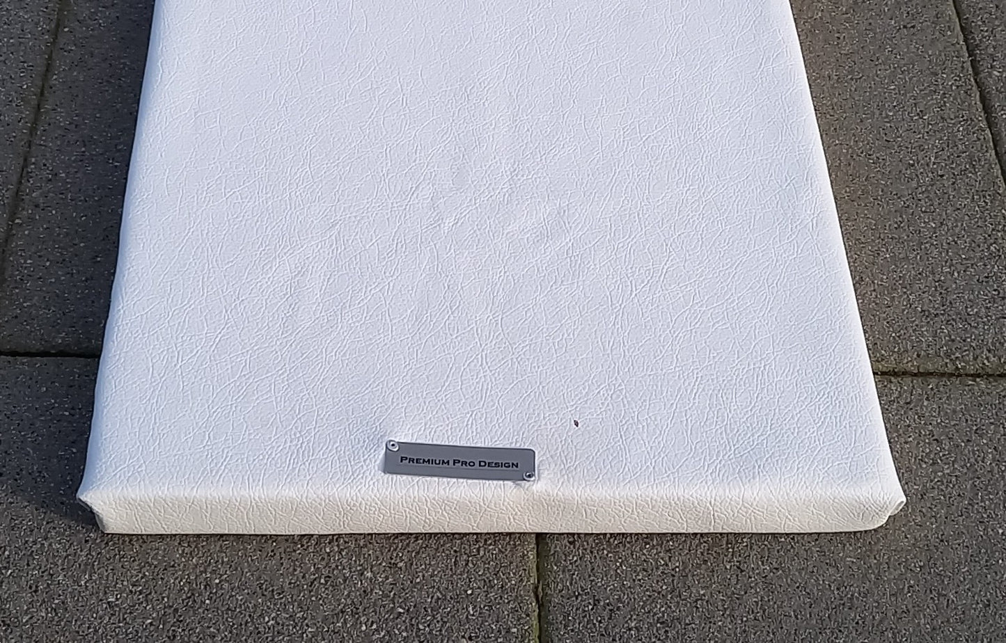 Unterlage für Pumpeneinheit Shining White 40cm x 40cm