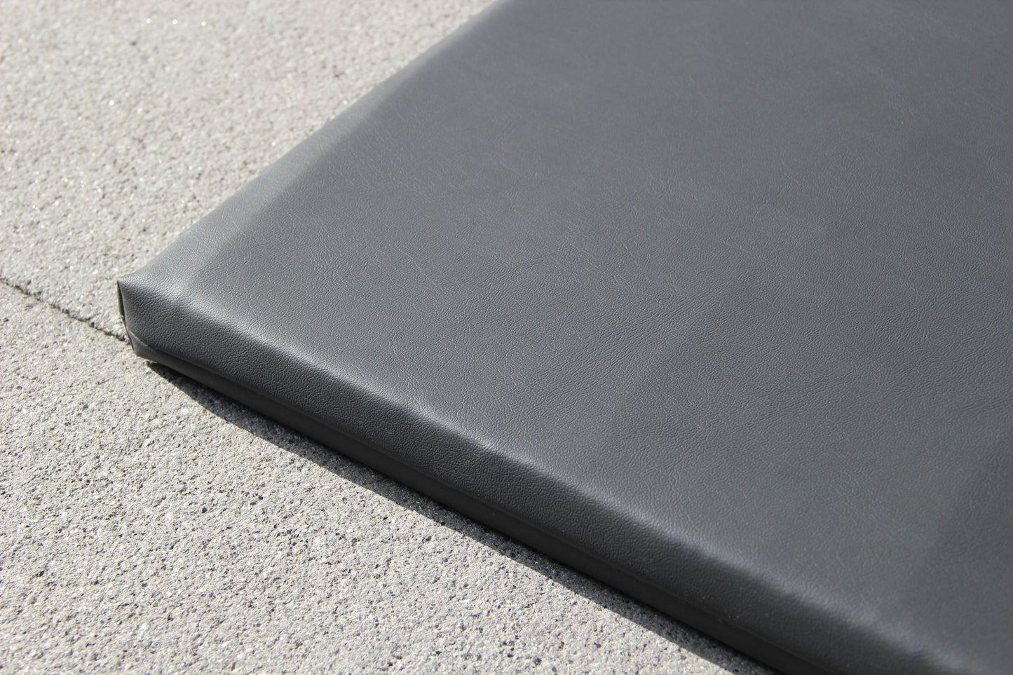 Energiesparende Whirlpool Unterlage Carbon Black 204cm x 204cm