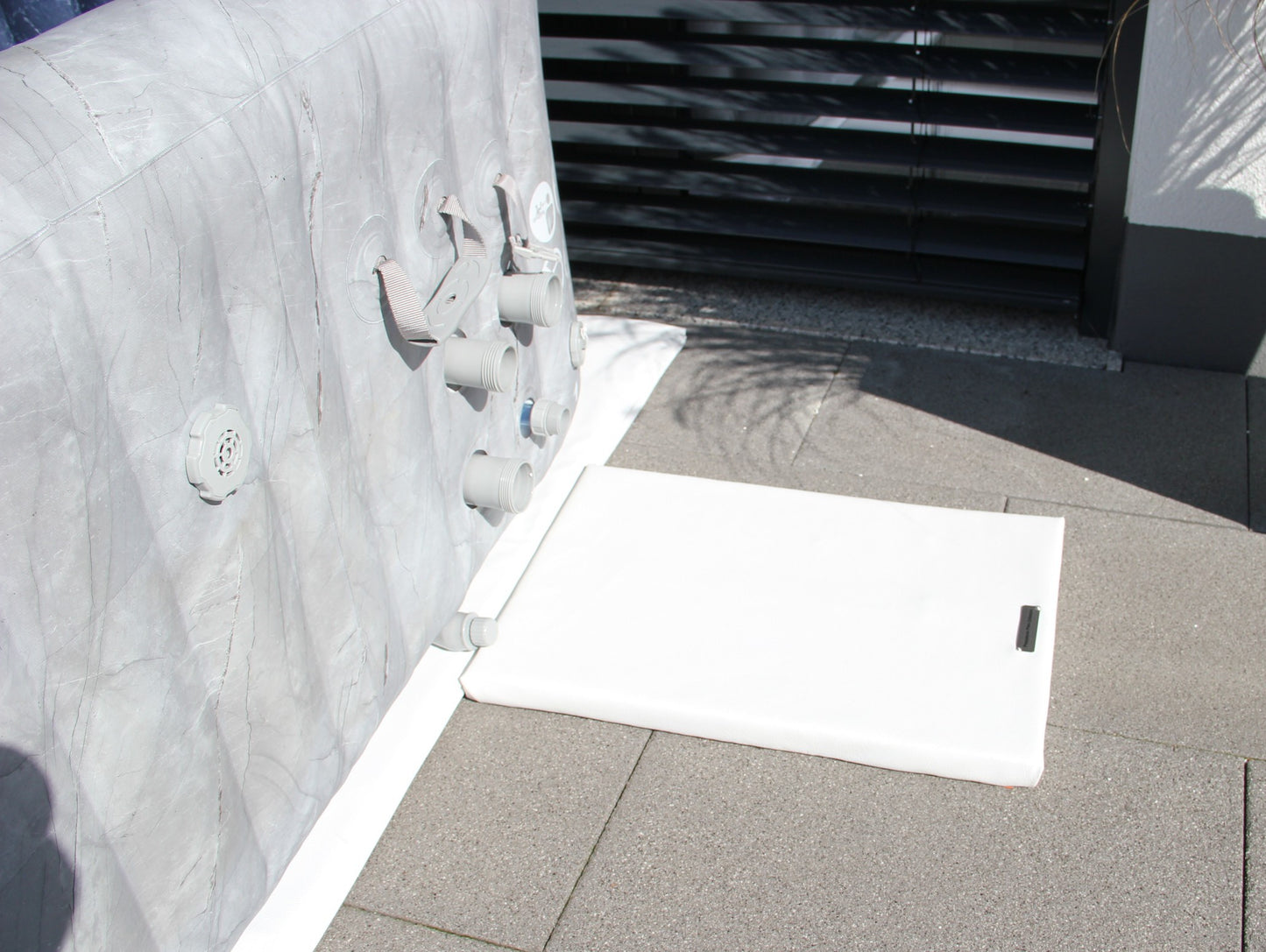 Unterlage für Pumpeneinheit Shining White 60cm x 40cm