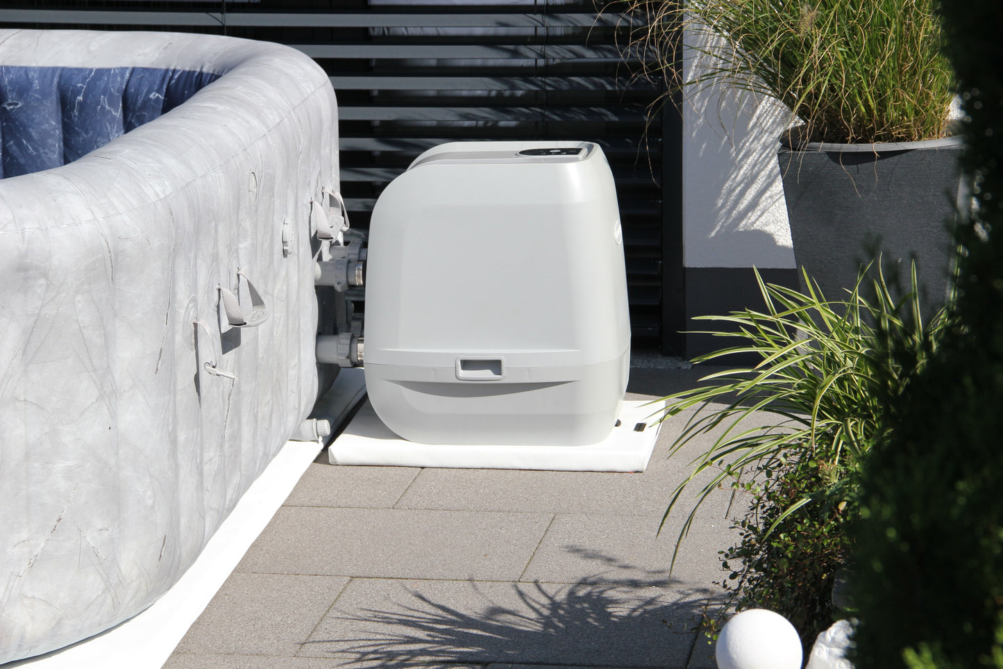 Unterlage für Pumpeneinheit Shining White 60cm x 40cm